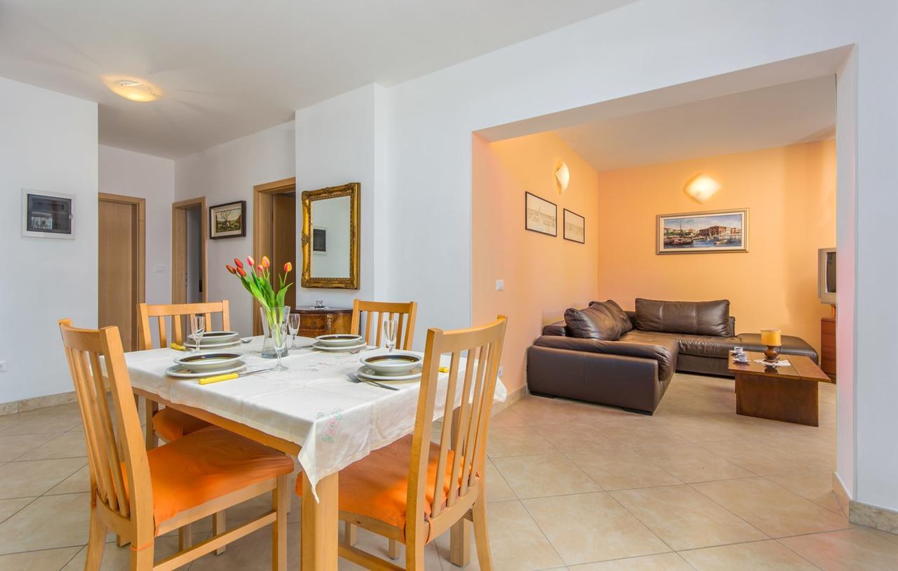 Apartment Riva بوريتش المظهر الخارجي الصورة